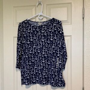 Multiples pull over blouse, button detailing in back. Navy/White SzS Like new